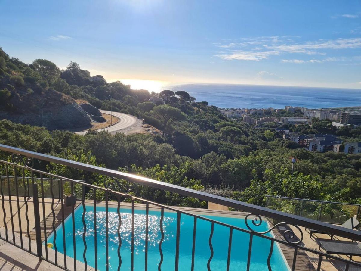 Les De Pietra Rossa Appartement *